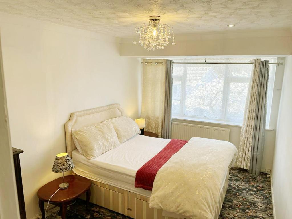Blessings Of Peace Home Away From Home Cardiff Extérieur photo