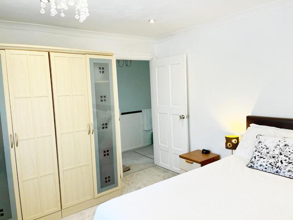 Blessings Of Peace Home Away From Home Cardiff Extérieur photo