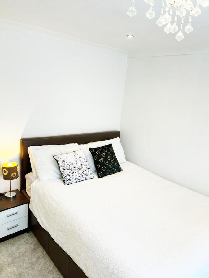 Blessings Of Peace Home Away From Home Cardiff Extérieur photo