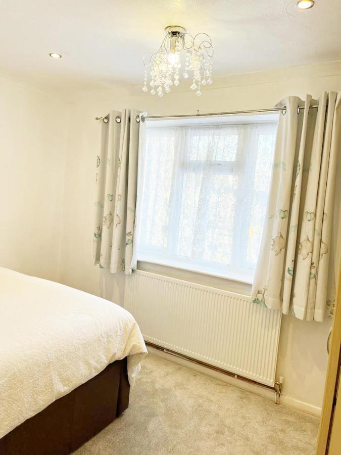 Blessings Of Peace Home Away From Home Cardiff Extérieur photo