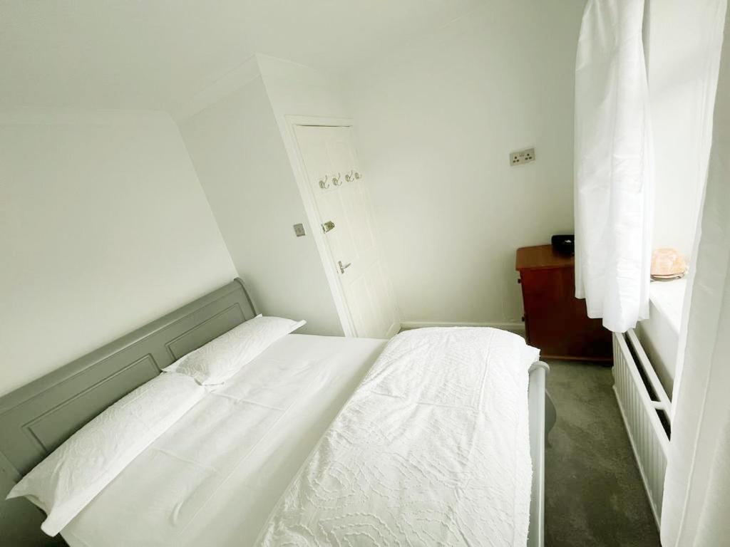 Blessings Of Peace Home Away From Home Cardiff Extérieur photo