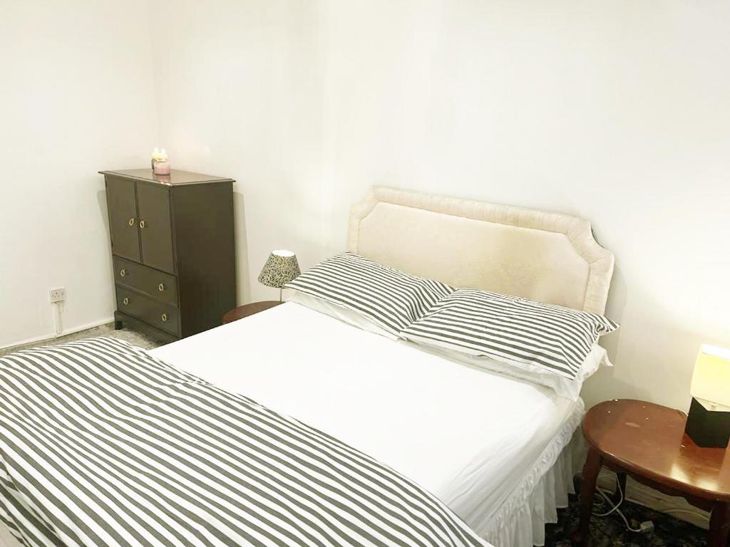 Blessings Of Peace Home Away From Home Cardiff Extérieur photo