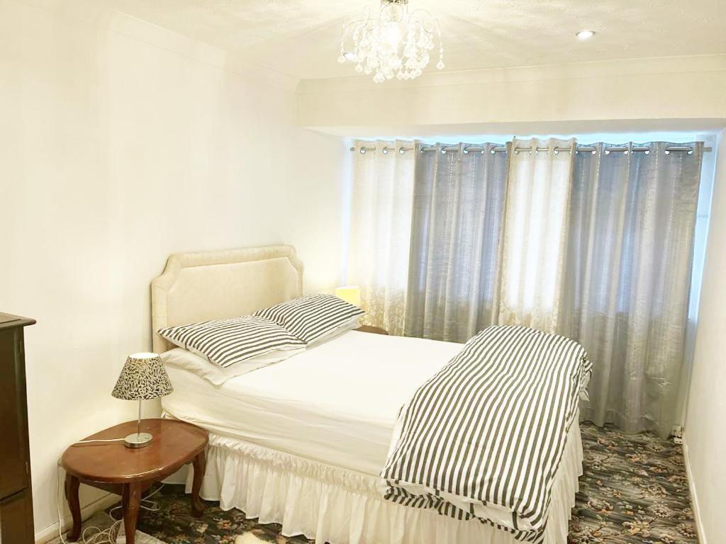 Blessings Of Peace Home Away From Home Cardiff Extérieur photo