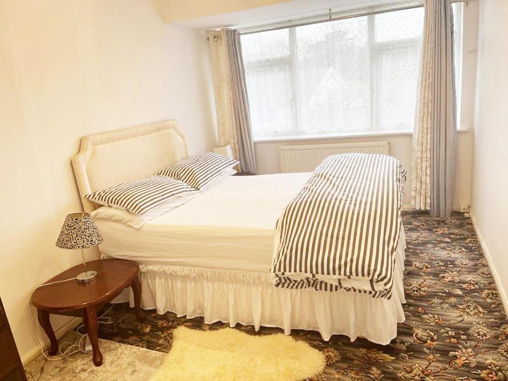 Blessings Of Peace Home Away From Home Cardiff Extérieur photo