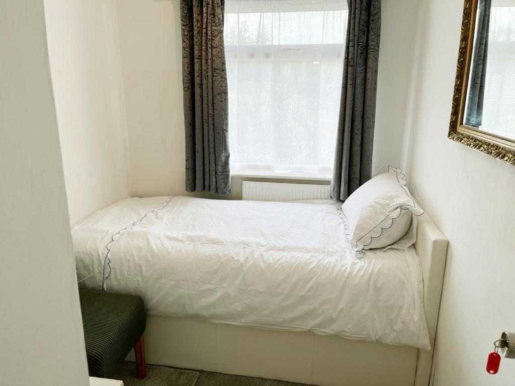 Blessings Of Peace Home Away From Home Cardiff Extérieur photo