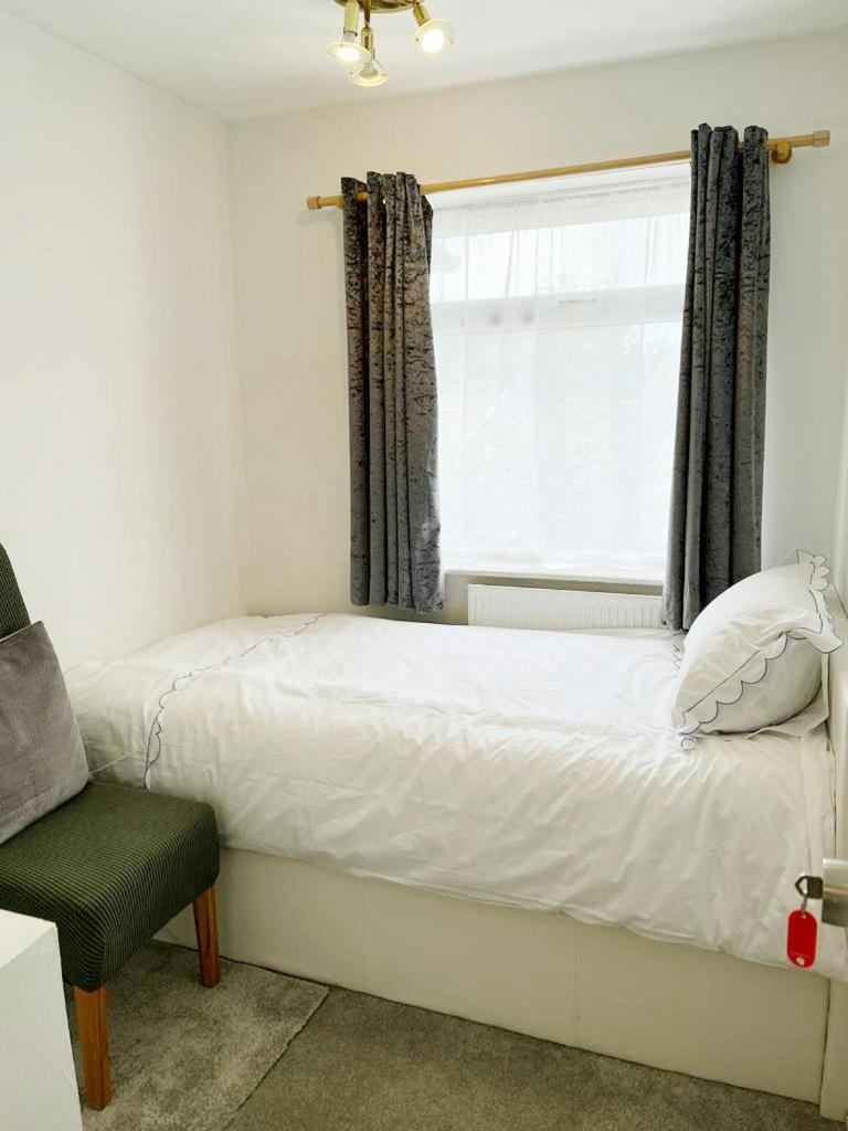 Blessings Of Peace Home Away From Home Cardiff Extérieur photo